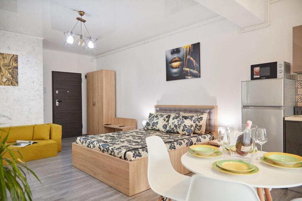 Năvodari Lemon Bite Studio Stefan Building מראה חיצוני תמונה