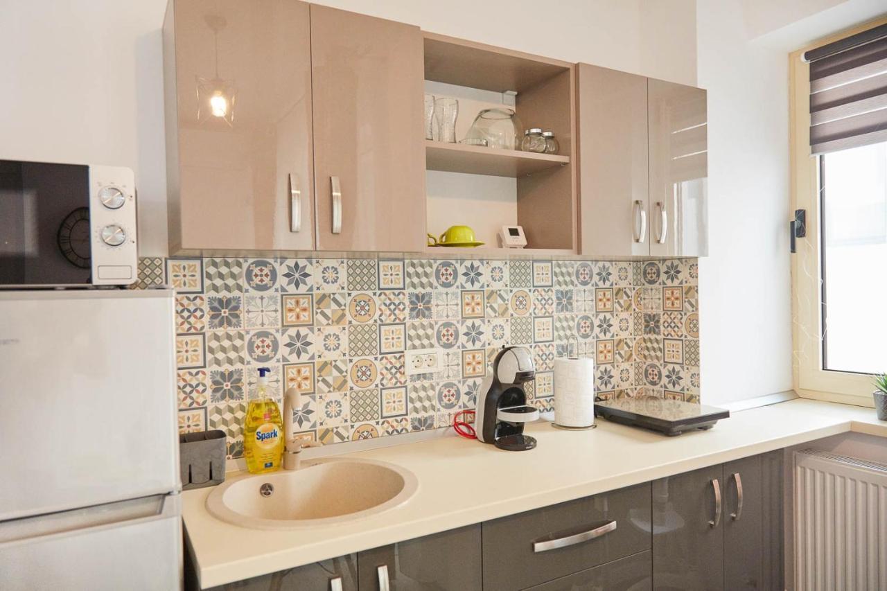 Năvodari Lemon Bite Studio Stefan Building מראה חיצוני תמונה