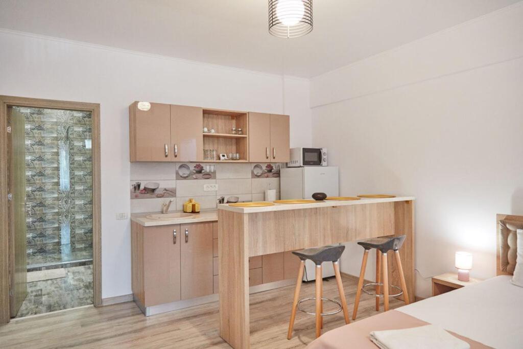 Năvodari Lemon Bite Studio Stefan Building מראה חיצוני תמונה